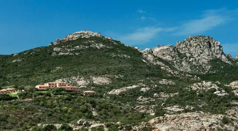 Отель Rocce Sarde