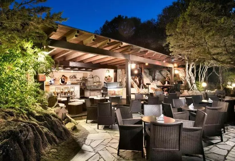 Отель Rocce Sarde