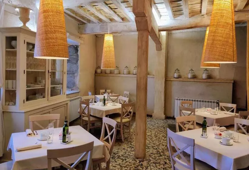 هتل روستایی Posada Restaurante Casa De La Sal