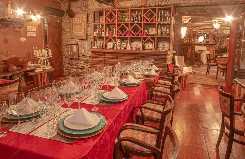 هتل Solar Do Imperador