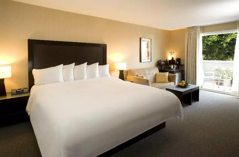 هتل Palihouse West Hollywood