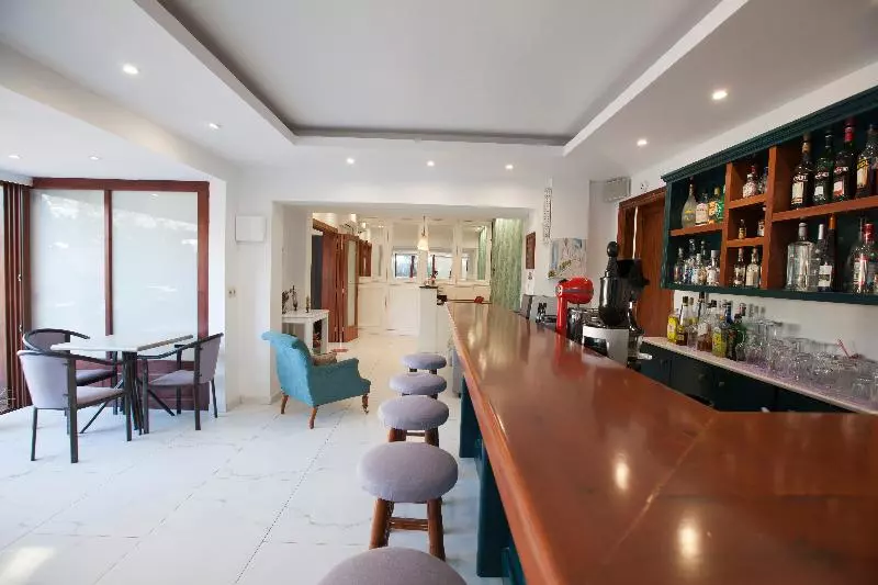 John & Mary S Studios