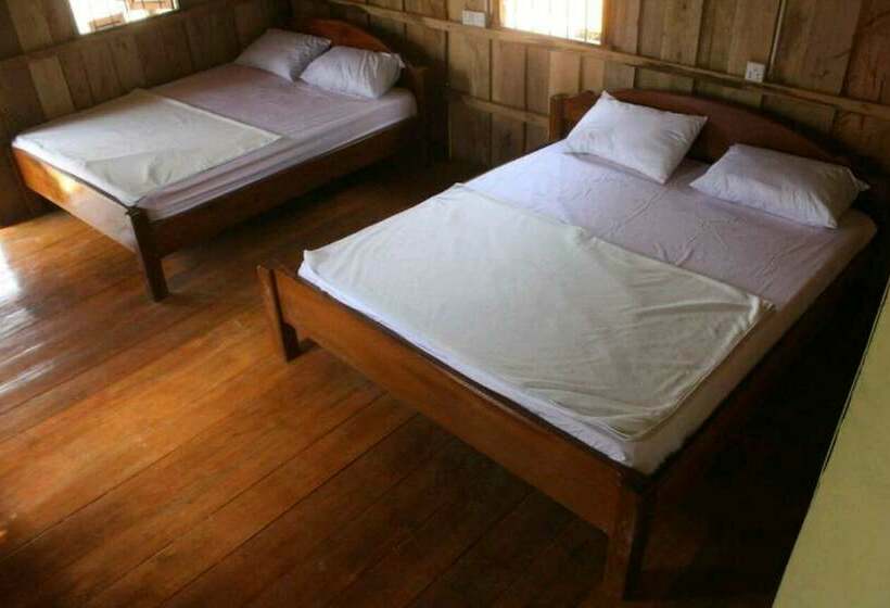 בית מלון כפרי Dolphin Bay Resort