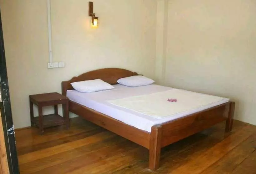 Hotelli Dolphin Bay Resort