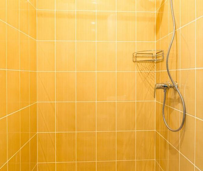 Отель Happy Holiday Hostel