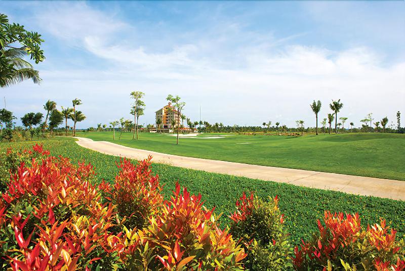 Отель Queens Island Golf And Village