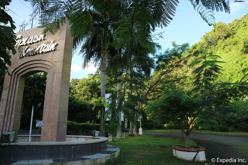 호텔 Splash Mountain Resort