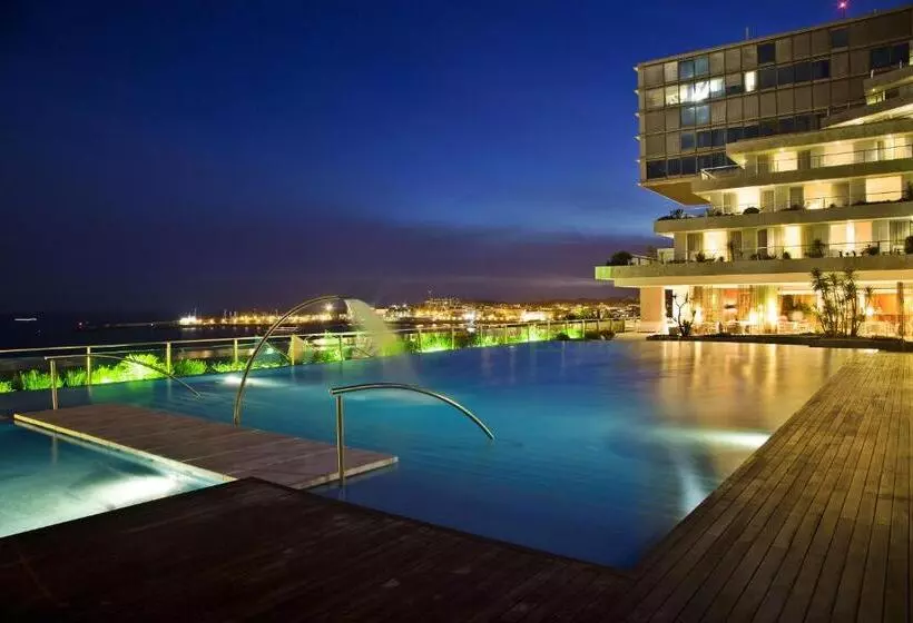 בית מלון כפרי Cascais Miragem Health & Spa