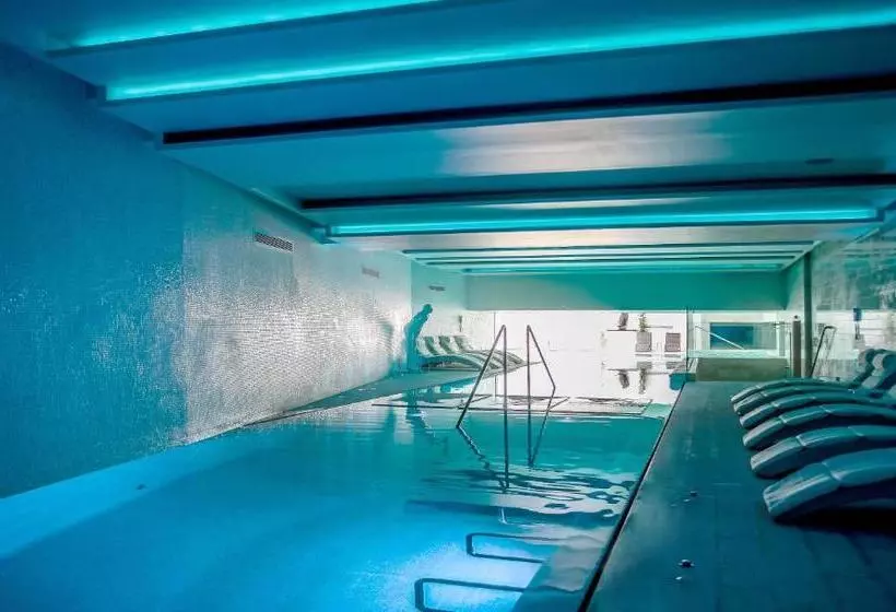 בית מלון כפרי Cascais Miragem Health & Spa