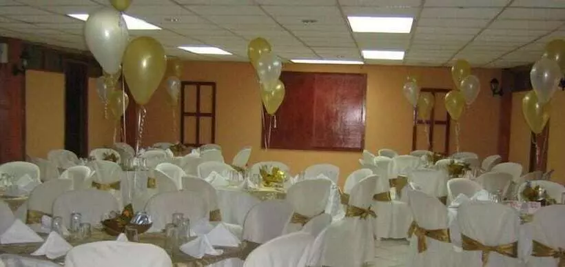 호텔 Mediterráneo Plaza