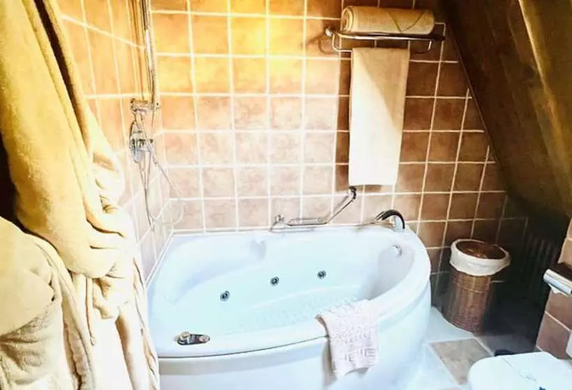 Отель Palacio De Miraflores