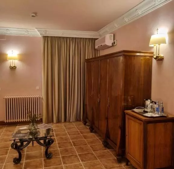 Отель Palacio De Miraflores