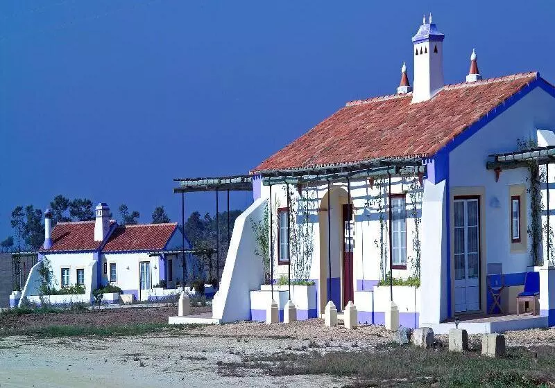 Сельский отель Herdade Do Touril