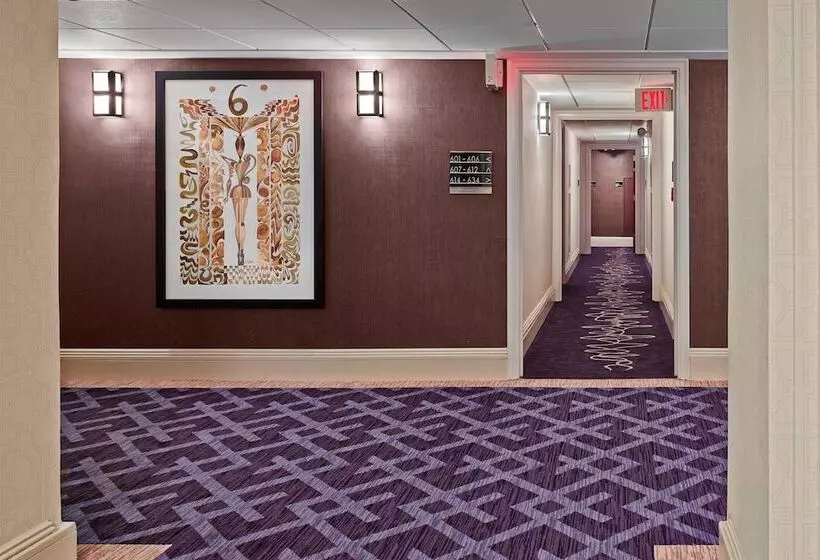 The Lexington Hotel, Autograph Collection