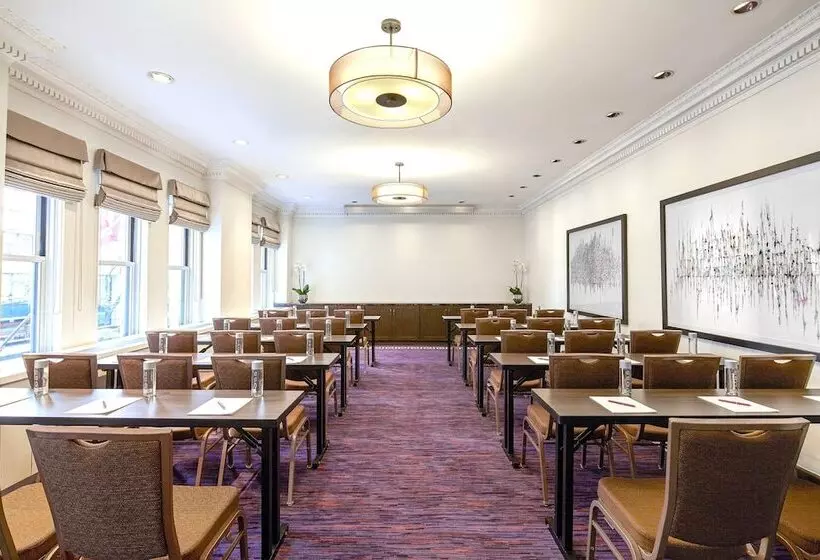 The Lexington Hotel, Autograph Collection