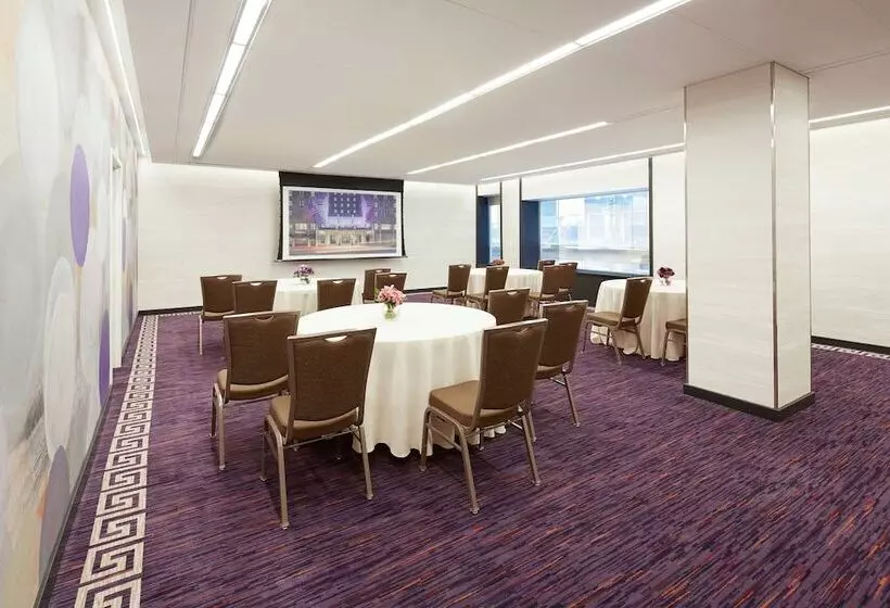 The Lexington Hotel, Autograph Collection