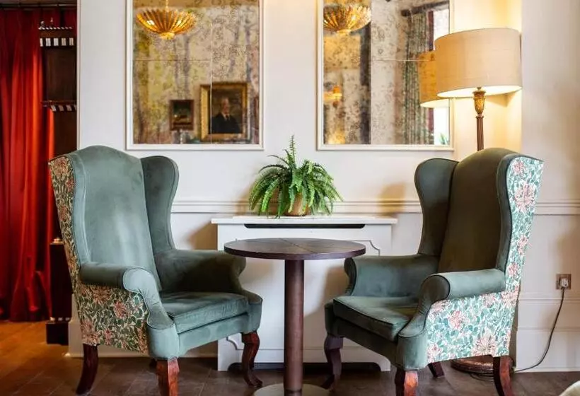 هتل Richmond Hill