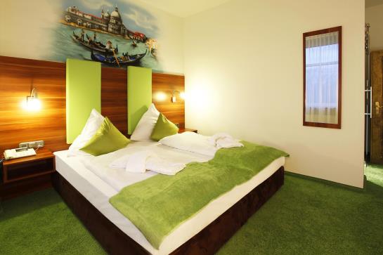 ホテル Warsteiner Hof