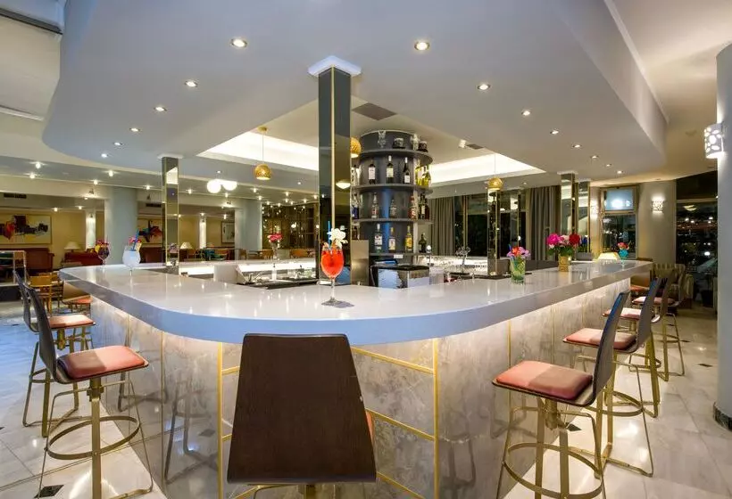 Hydramis Palace Beach Resort