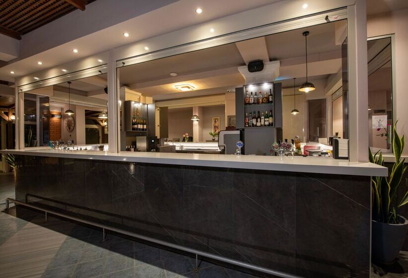 Hydramis Palace Beach Resort