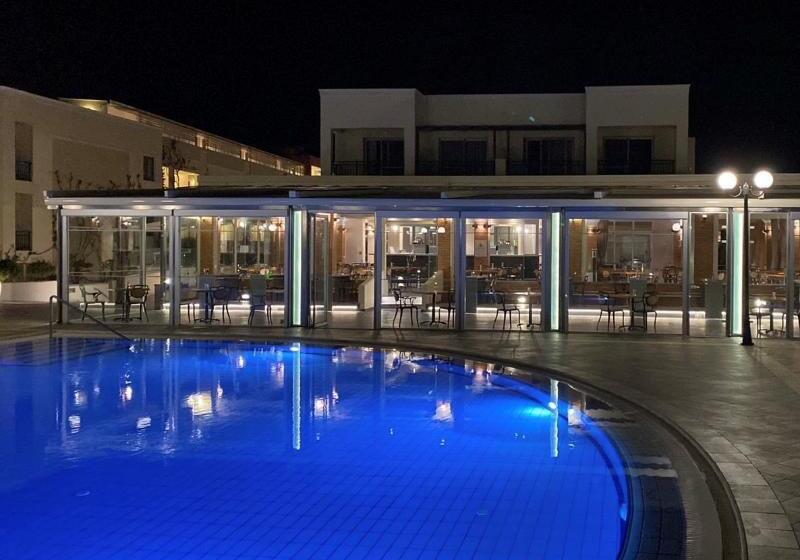 Hydramis Palace Beach Resort