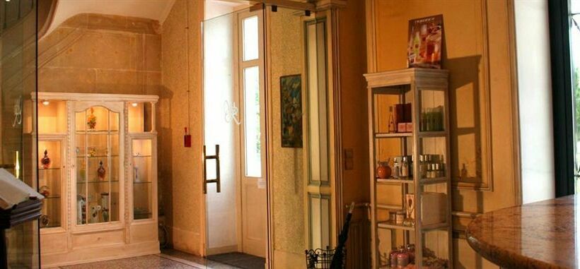 Manoir De La Roseraie Chateaux & Hotels De France