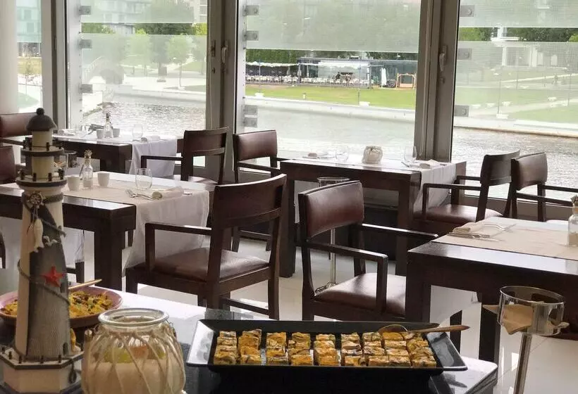 Melia Ria Hotel & Spa