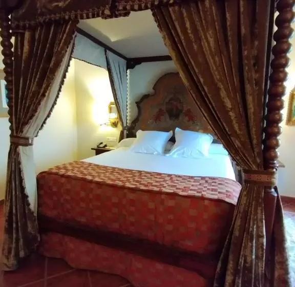 Parador De Santo Domingo Bernardo De Fresneda