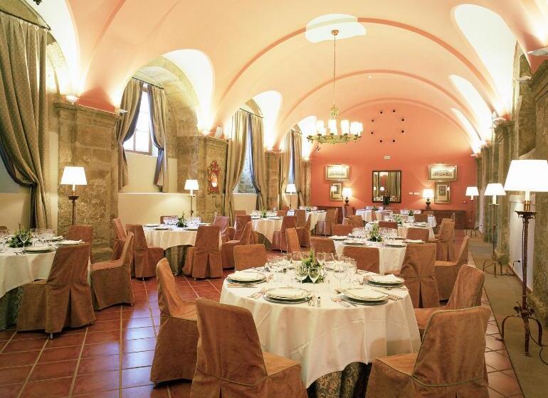 Parador De Santo Domingo Bernardo De Fresneda