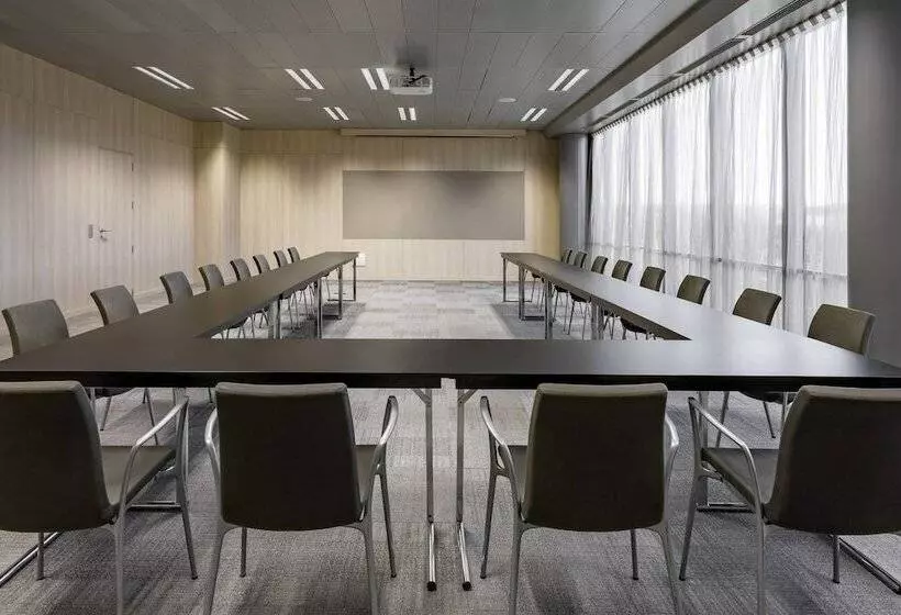 Ac Hotel La Finca By Marriott