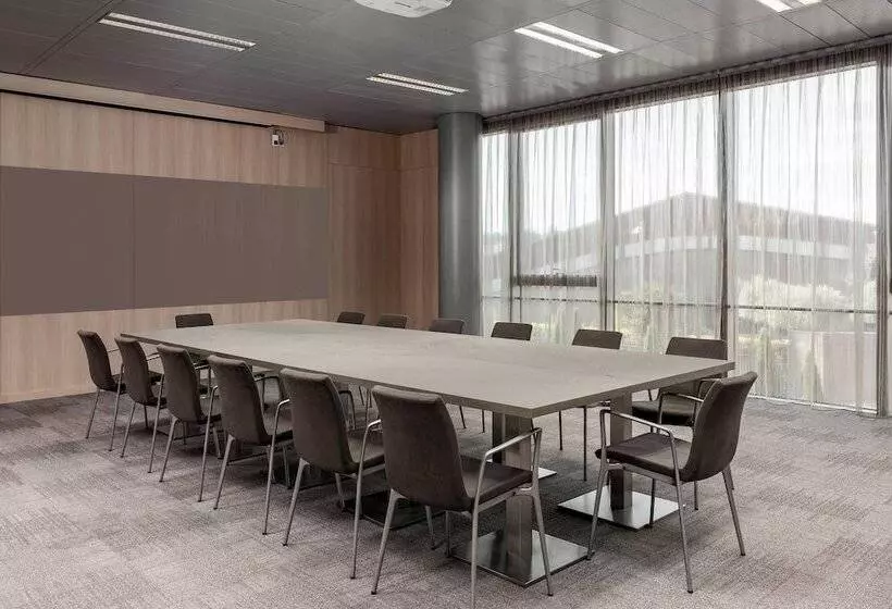 Ac Hotel La Finca By Marriott