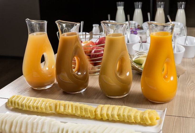 Ac Hotel La Finca By Marriott