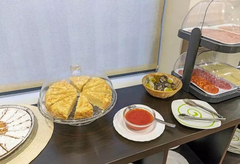 فندق Alda Cardena