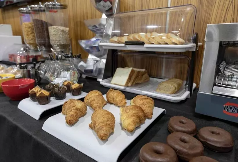 فندق Alda Cardena