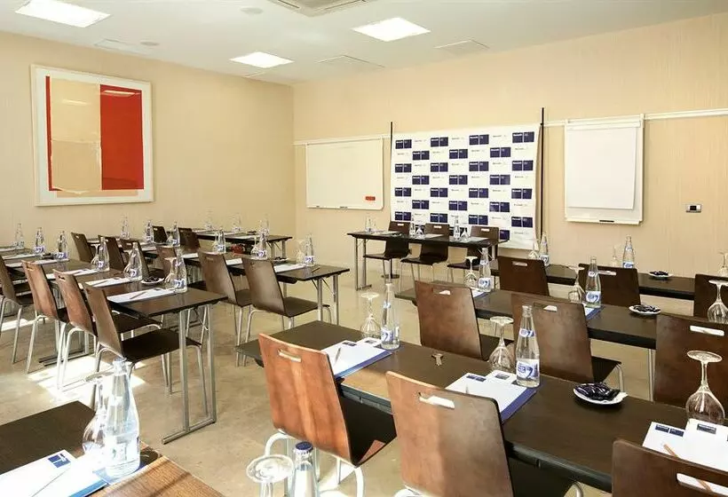 هتل Occidental Madrid Este