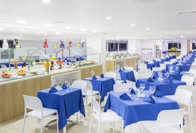 Отель Cartagena Plaza