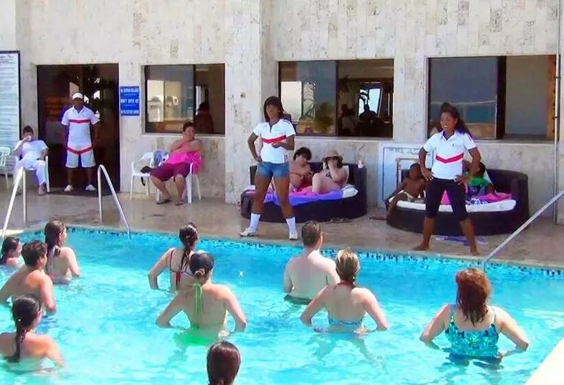 Отель Cartagena Plaza