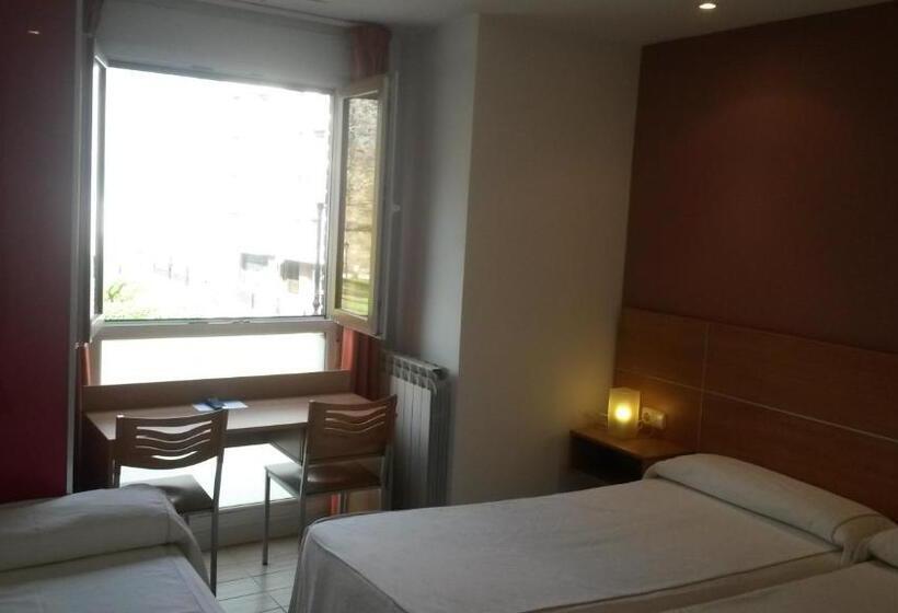 هتل Ekia Pentsioa