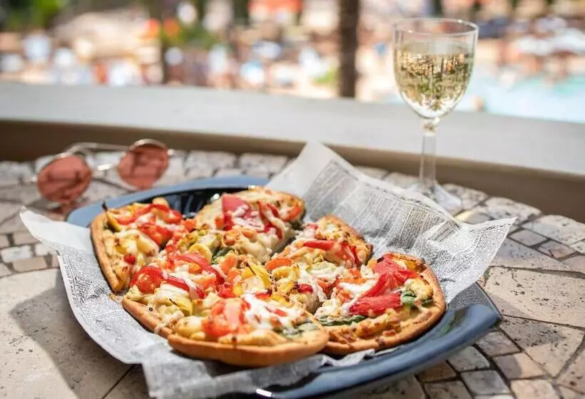 هتل Floridays Orlando Two & Three Bed Rooms Condo Resort