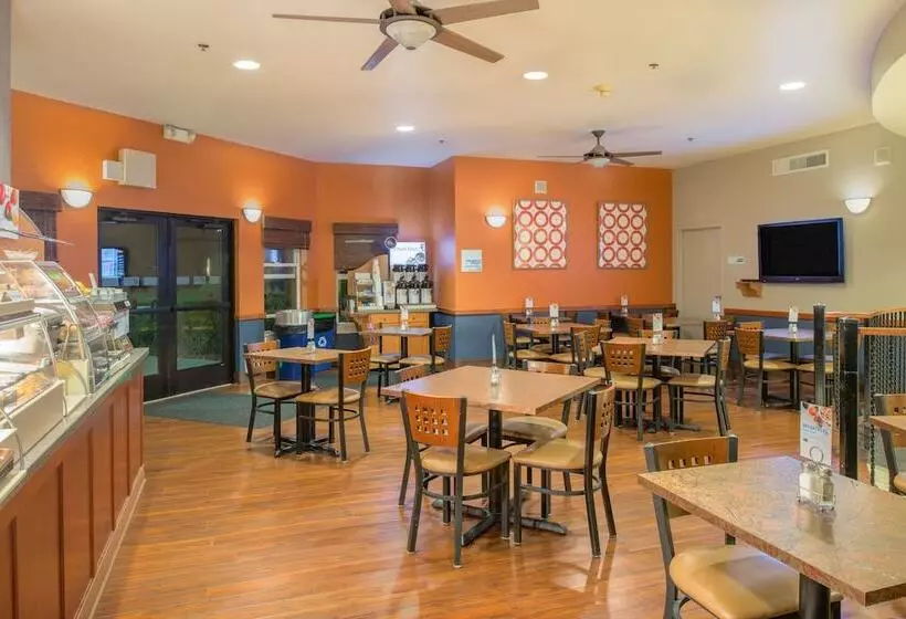 Holiday Inn Express Hotel & Suites Arcata/eureka Airport Area, An Ihg