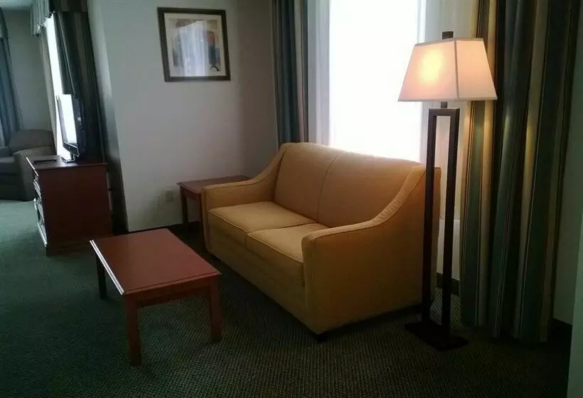 Otel Comfort At Findley Lake