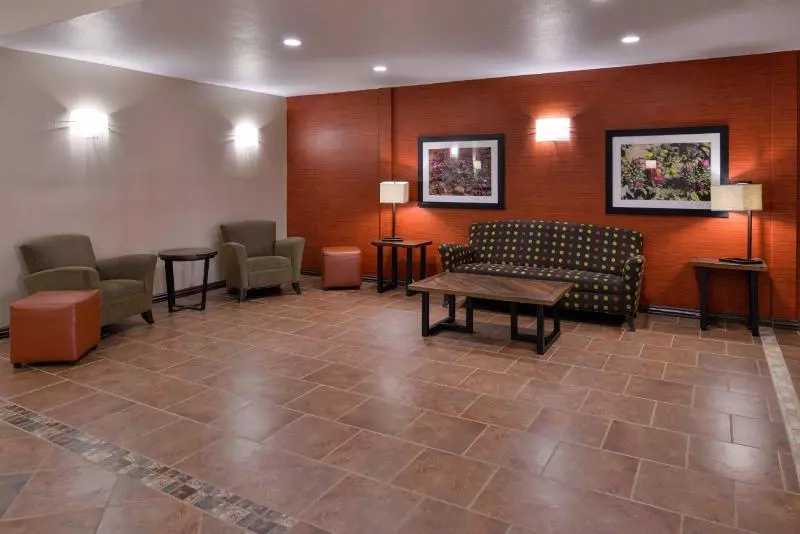 هتل Holiday Inn Express Kingman, An Ihg