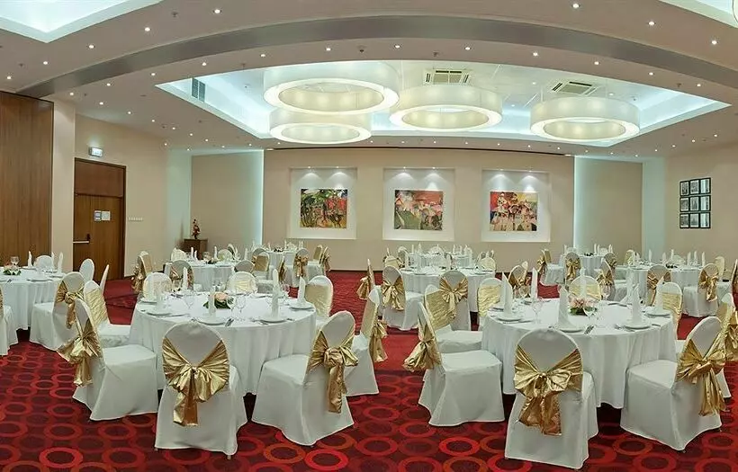 هتل Holiday Inn Moscowlesnaya, An Ihg