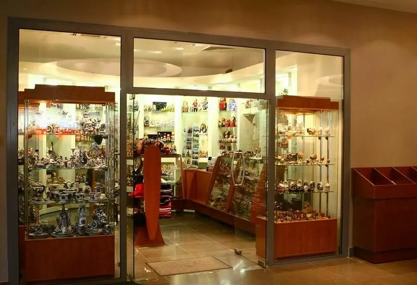 هتل Holiday Inn Moscowlesnaya, An Ihg