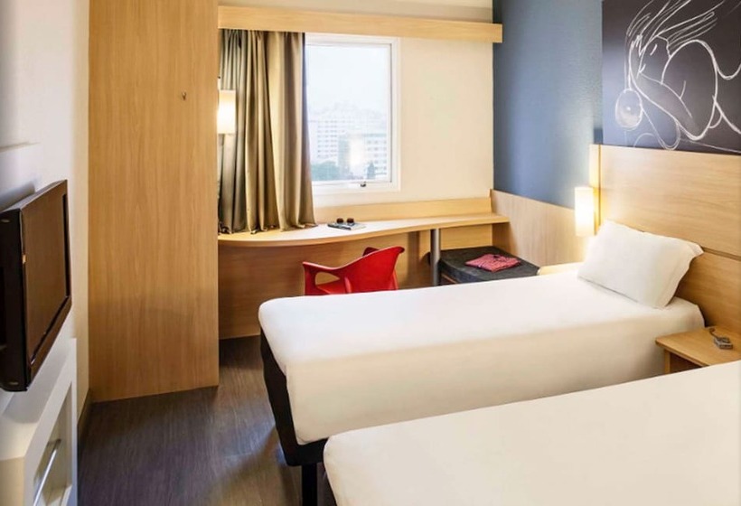 Hotel Ibis Macae
