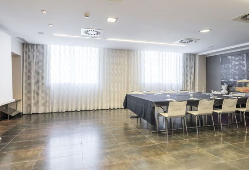 فندق Ilunion Aqua 4