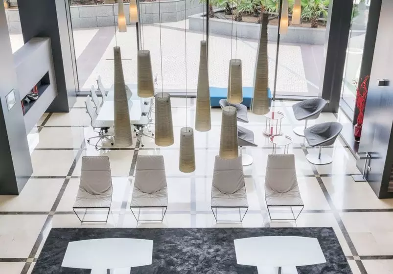 هتل Ilunion Aqua 4