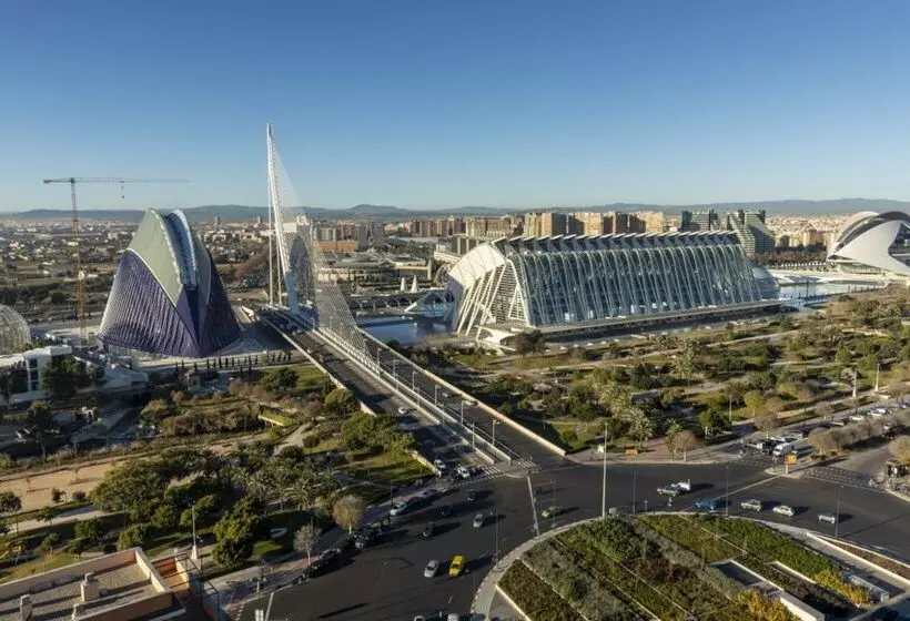 هتل Ilunion Aqua 4