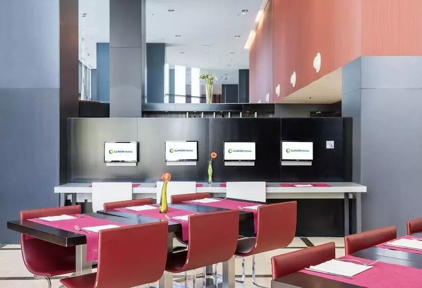 هتل Ilunion Aqua 4