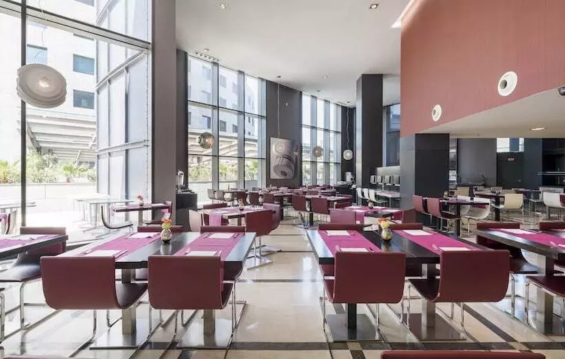 هتل Ilunion Aqua 4